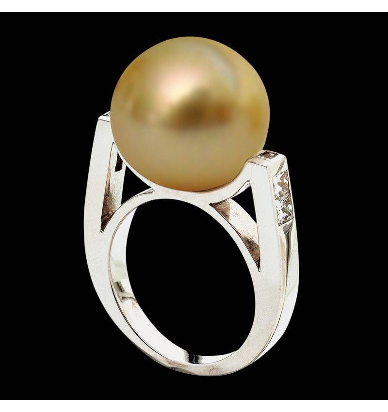 Gold Pearl Engagement Rings Diamond Paving White Gold  Princesse Bora Bora