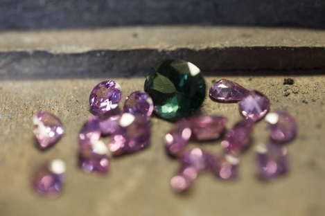 Guide to Gemstones - Meaning of Precious Stones